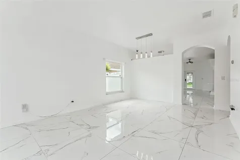 8915 Victoria Isle Place Orlando FL 32829