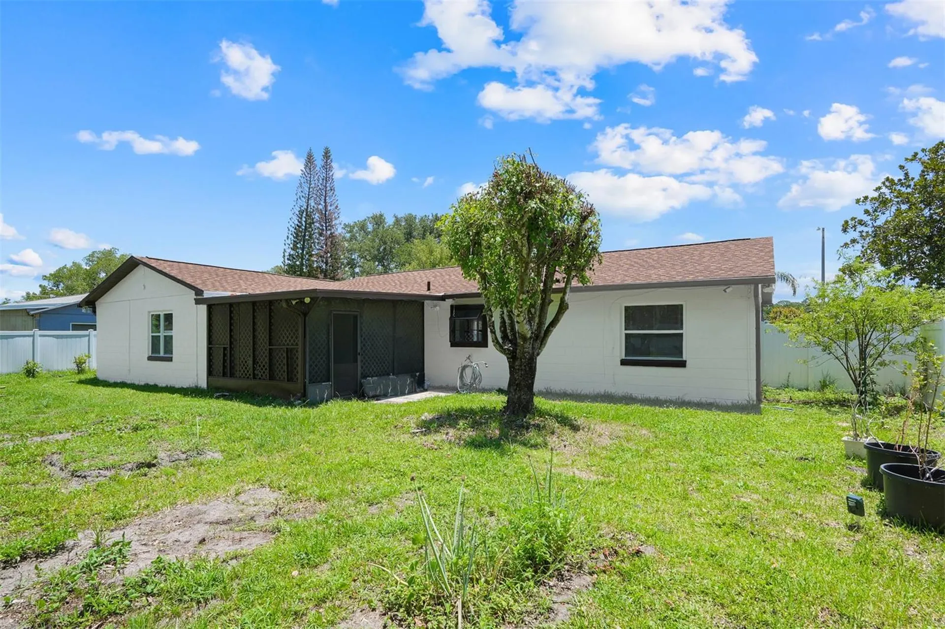 416 Riverwoods Circle Orlando FL 32825