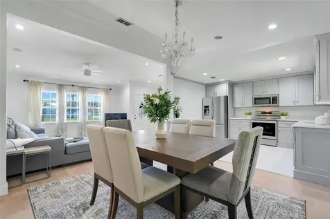 416 Riverwoods Circle Orlando FL 32825
