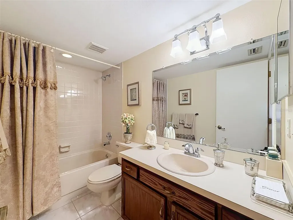 1309 Hammock Pine Boulevard Clearwater FL 33761