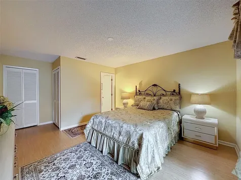1309 Hammock Pine Boulevard Clearwater FL 33761