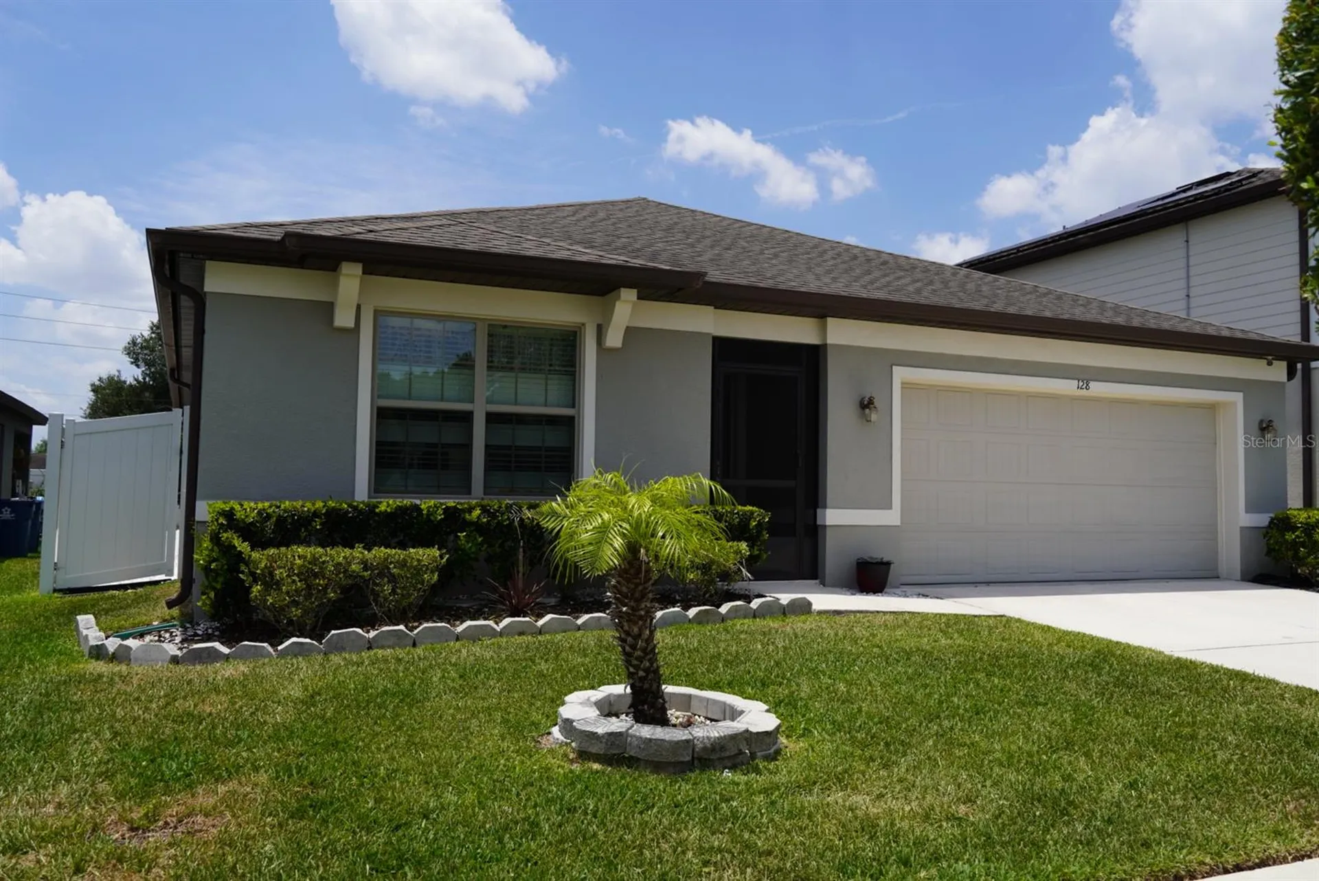 128 Citrus Isle Street S Davenport FL 33837