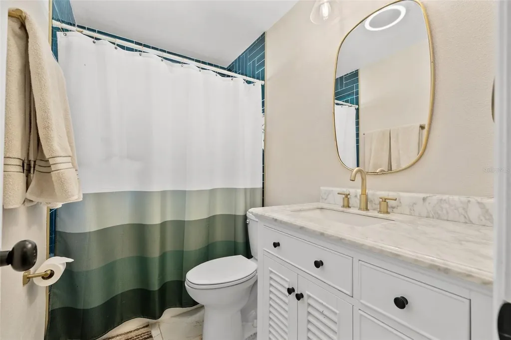 2105 52nd Street S St Petersburg FL 33707