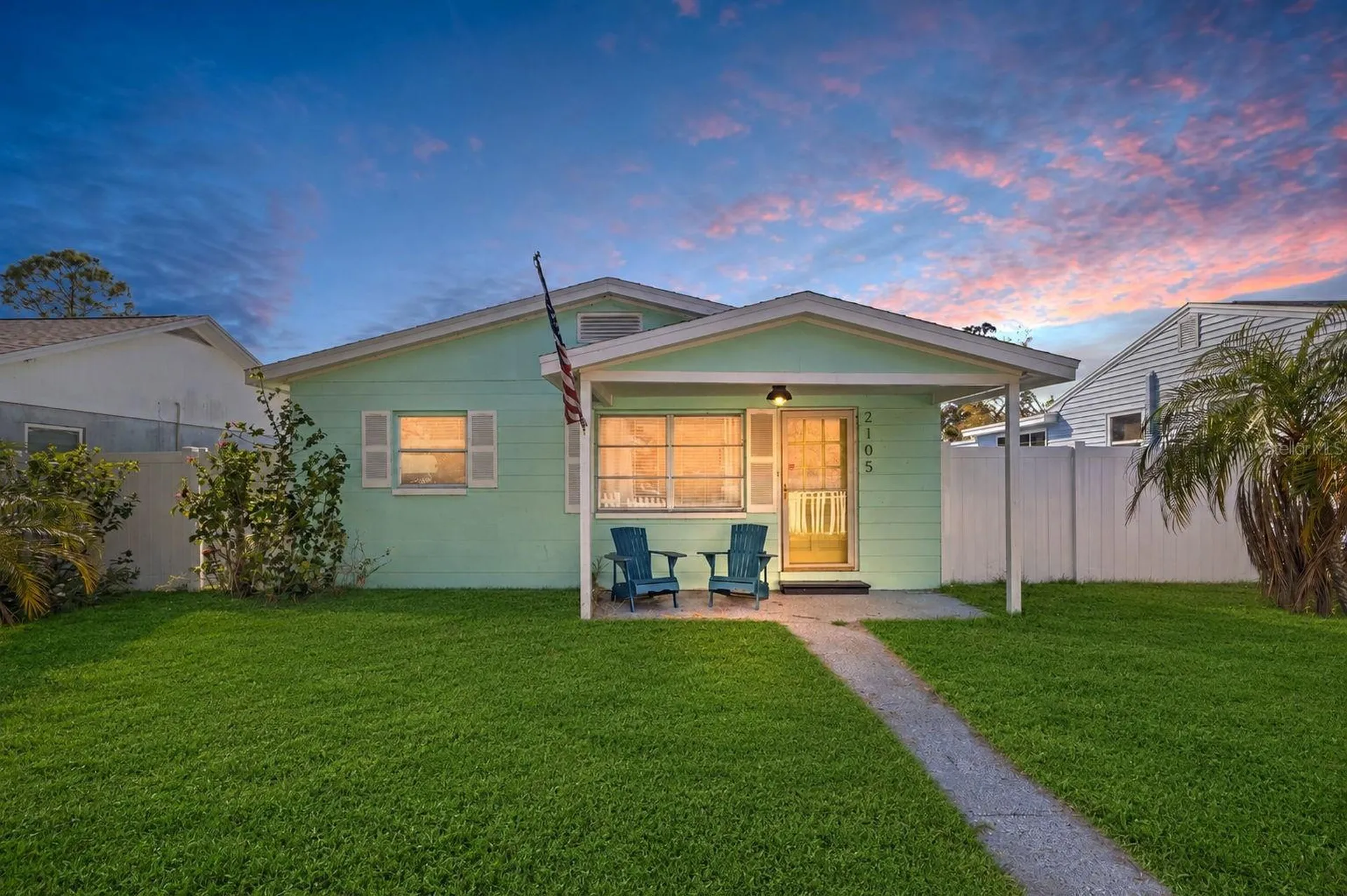 2105 52nd Street S St Petersburg FL 33707