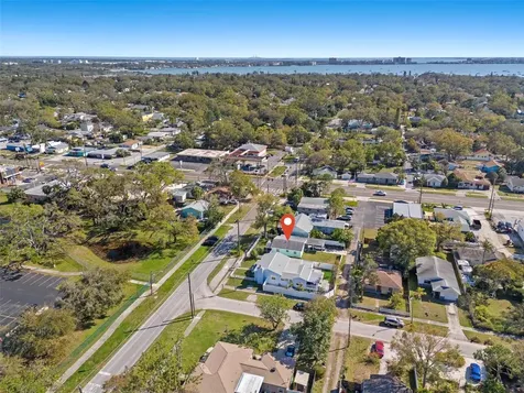 2105 52nd Street S St Petersburg FL 33707