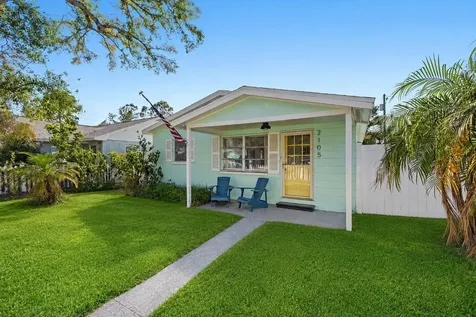 2105 52nd Street S St Petersburg FL 33707