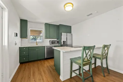 2105 52nd Street S St Petersburg FL 33707