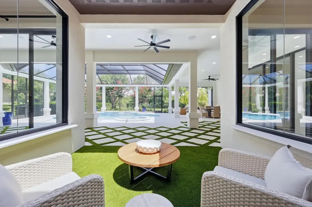 9261 Mcdaniel Lane Sarasota FL 34240