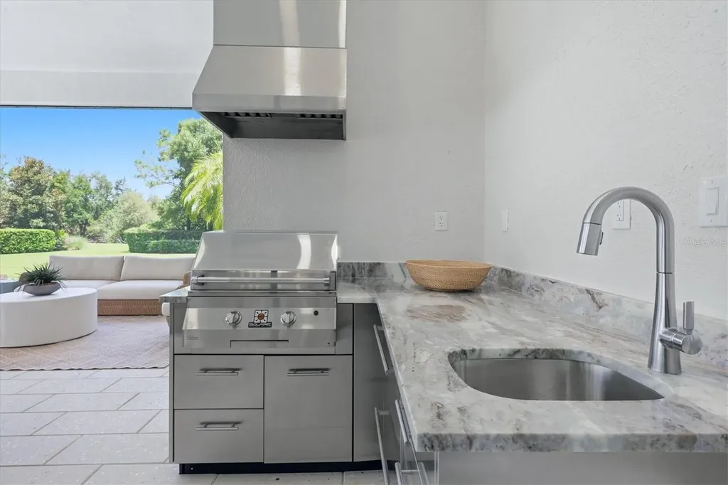 9261 Mcdaniel Lane Sarasota FL 34240