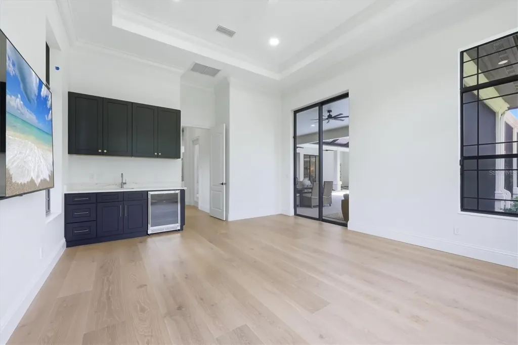 9261 Mcdaniel Lane Sarasota FL 34240