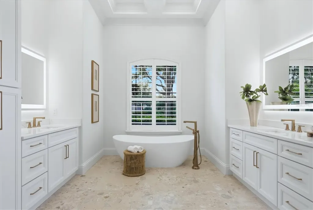 9261 Mcdaniel Lane Sarasota FL 34240