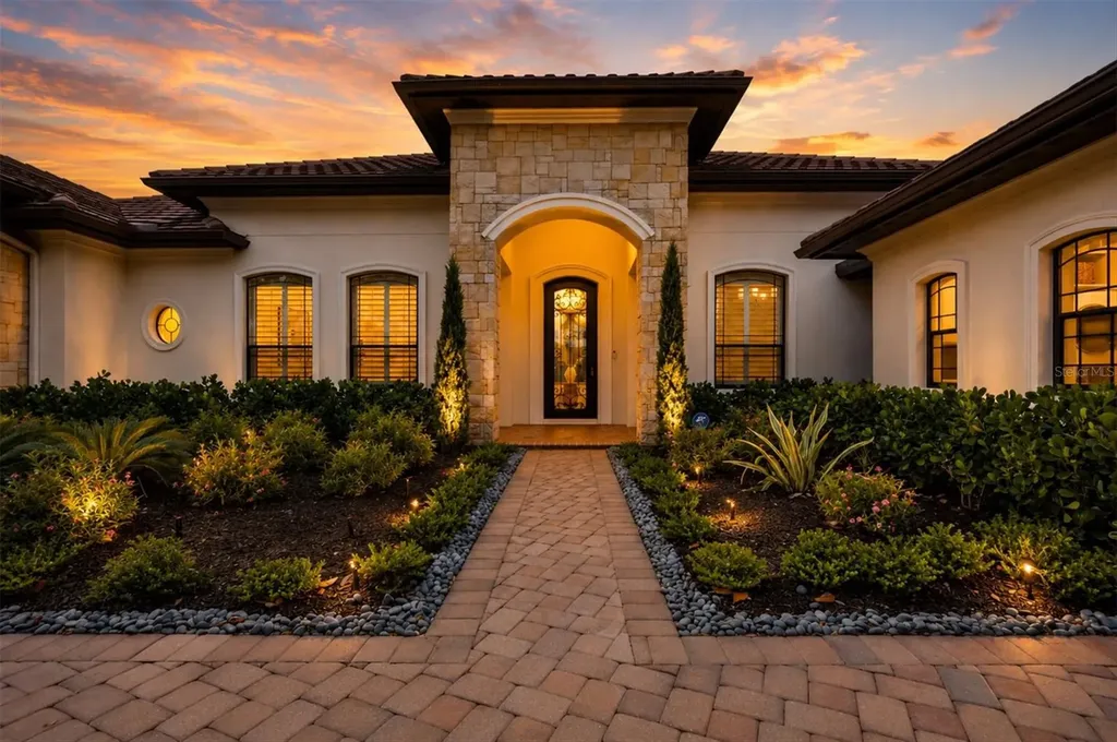 9261 Mcdaniel Lane Sarasota FL 34240