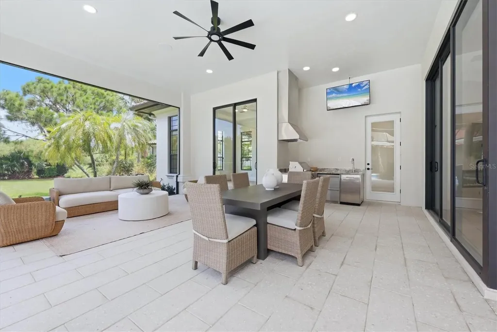 9261 Mcdaniel Lane Sarasota FL 34240