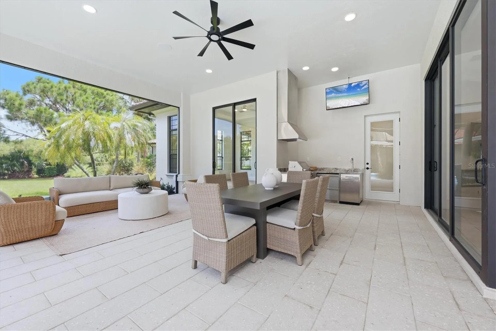 9261 Mcdaniel Lane Sarasota FL 34240