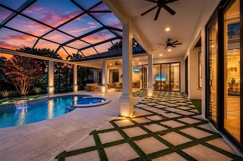 9261 Mcdaniel Lane Sarasota FL 34240