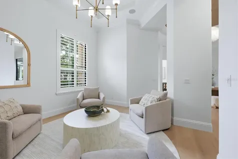 9261 Mcdaniel Lane Sarasota FL 34240