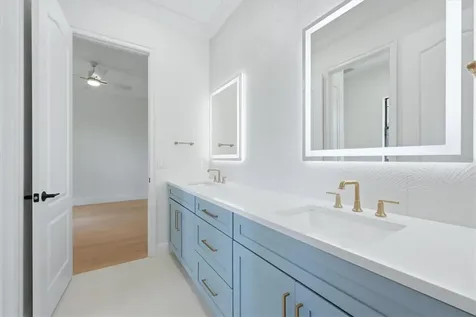 9261 Mcdaniel Lane Sarasota FL 34240