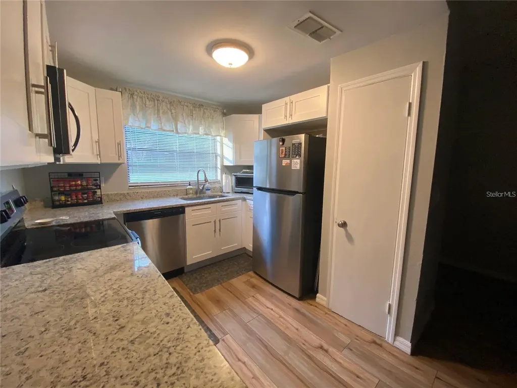 255 W Osceola Street Clermont FL 34711