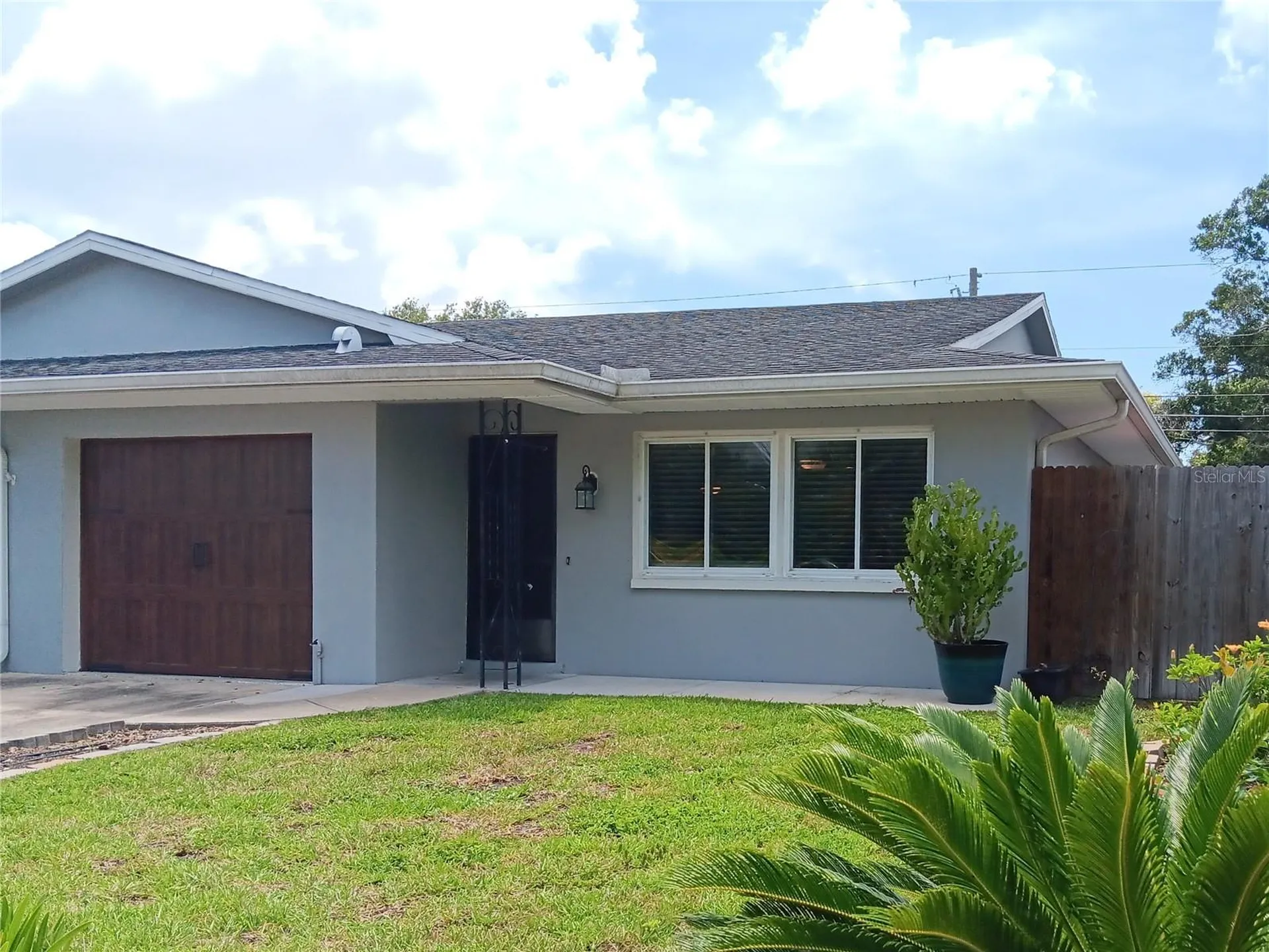 1302 Amble Lane Clearwater FL 33755