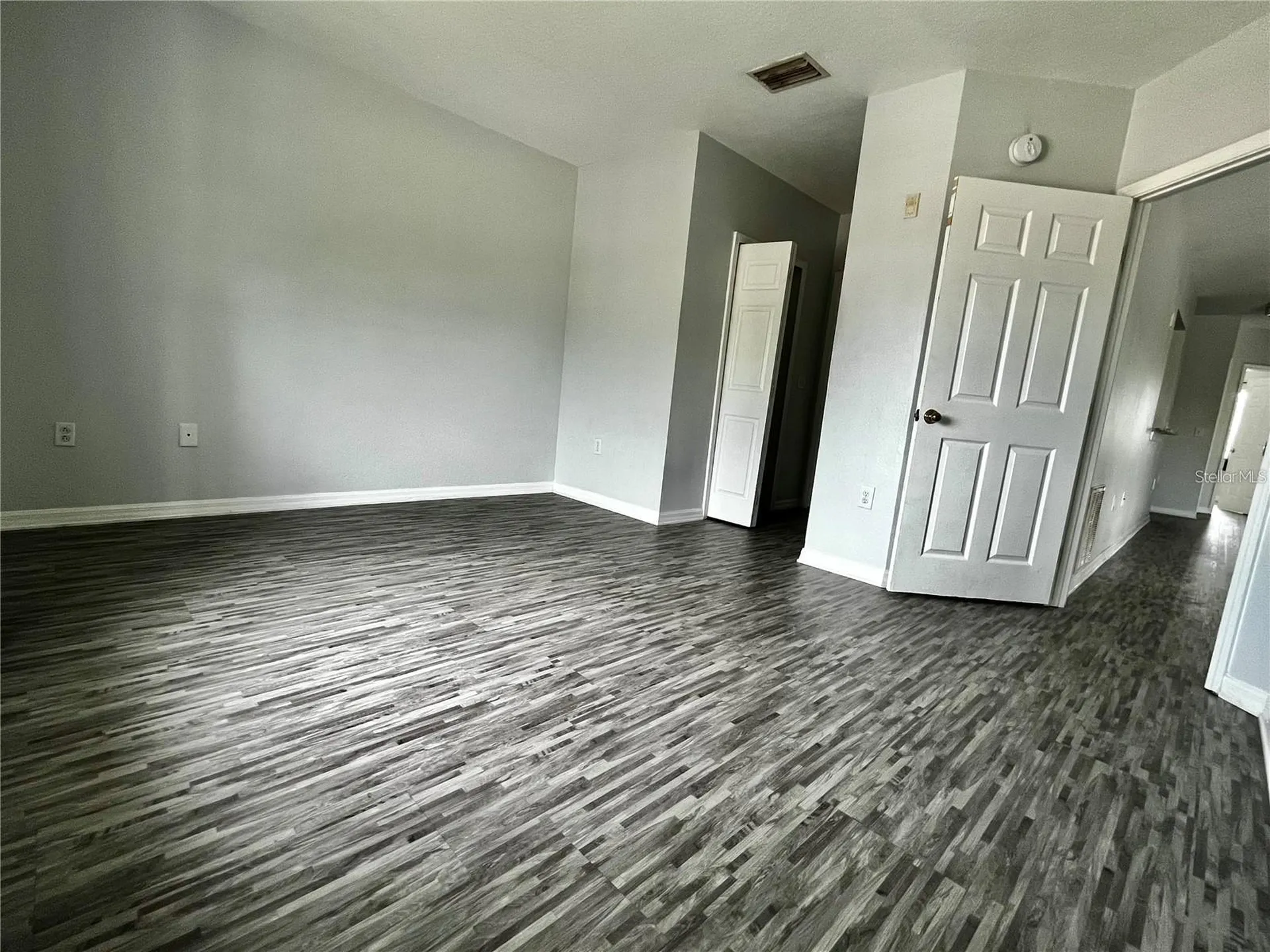 6011 Skydale Way Riverview FL 33578