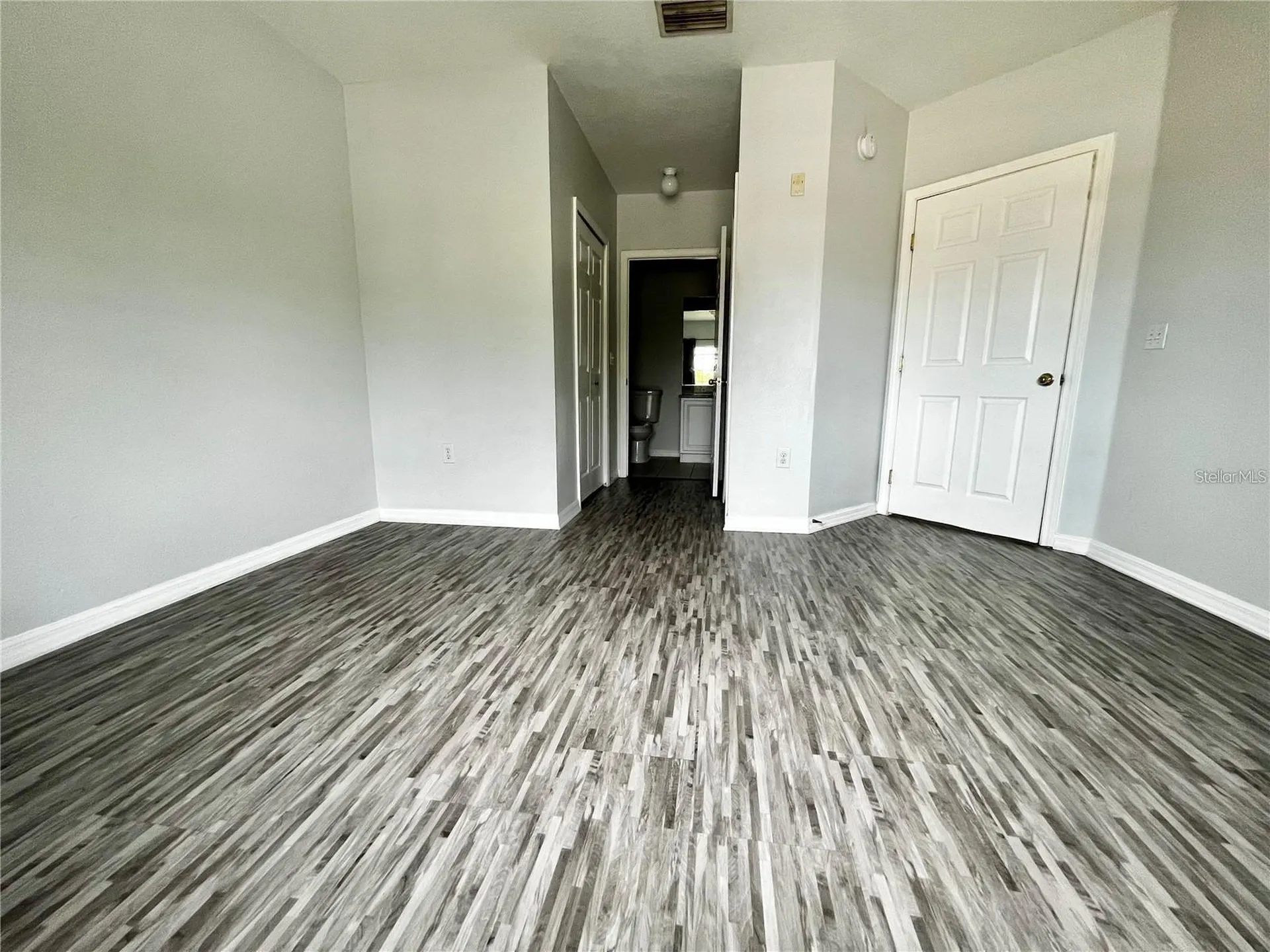 6011 Skydale Way Riverview FL 33578