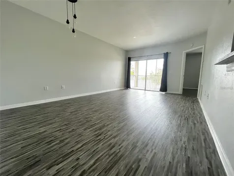 6011 Skydale Way Riverview FL 33578