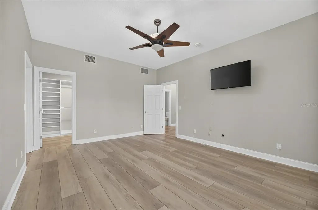 5401 Cafrey Place Apollo Beach FL 33572