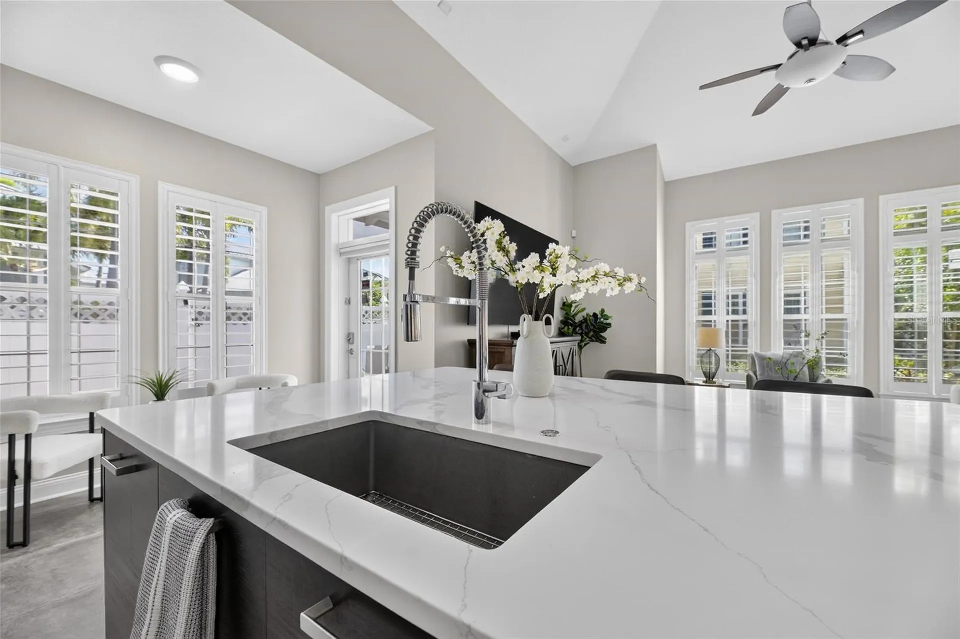 5401 Cafrey Place Apollo Beach FL 33572
