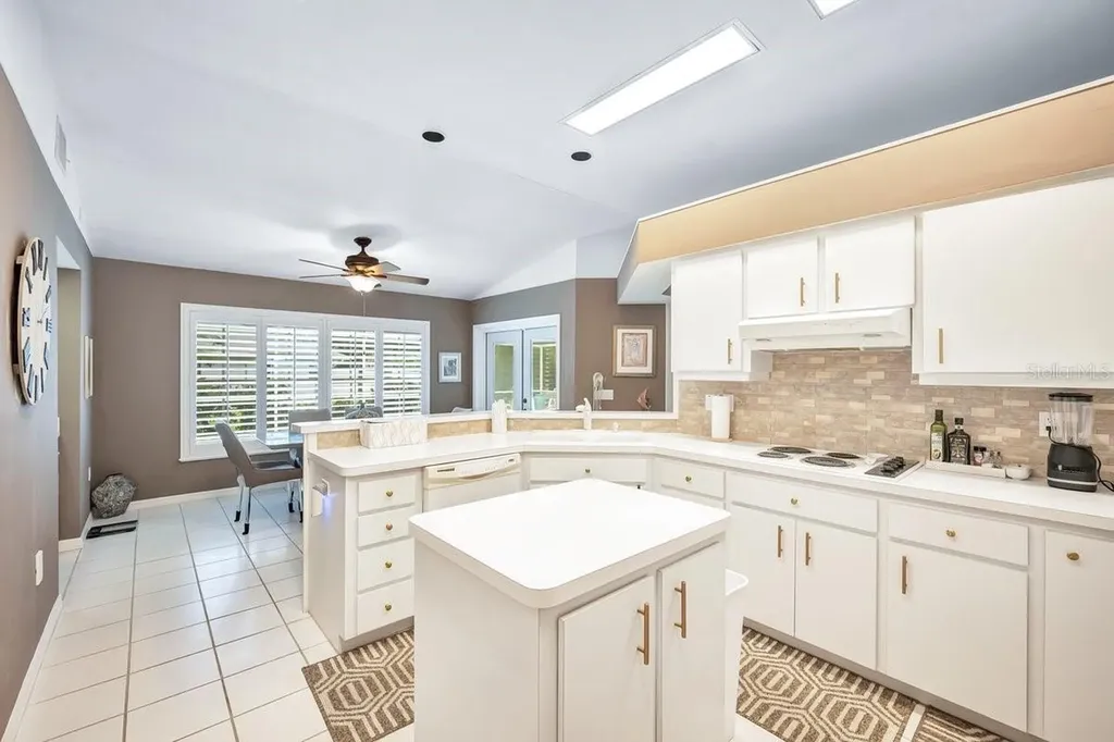 120 Woodcrest Lane Mulberry FL 33860