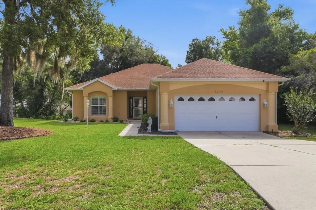 9745 SW 196th Circle Dunnellon FL 34432
