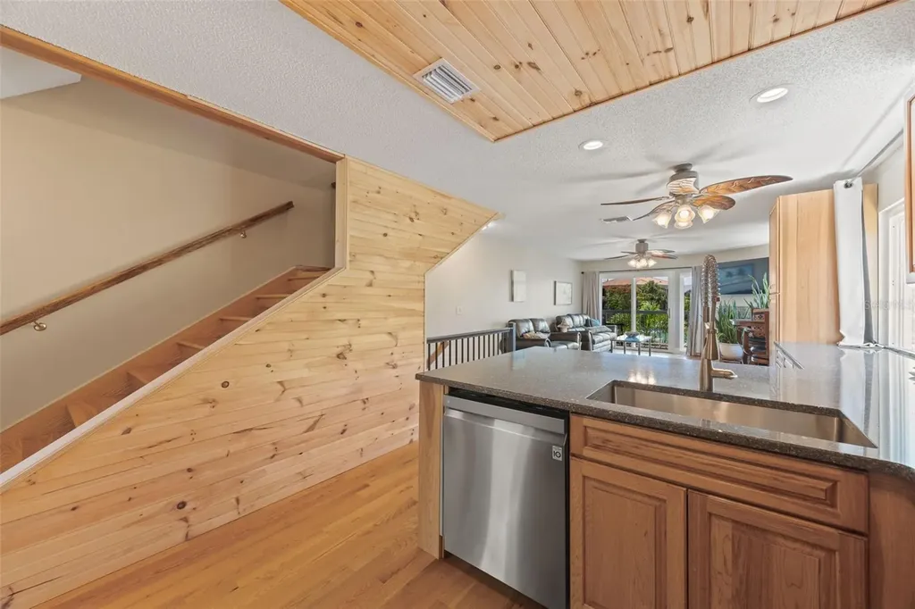 367 Madeira Circle Tierra Verde FL 33715