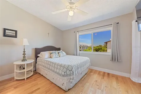 367 Madeira Circle Tierra Verde FL 33715