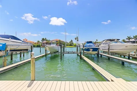 367 Madeira Circle Tierra Verde FL 33715