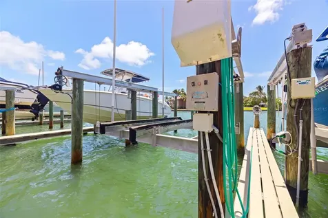 367 Madeira Circle Tierra Verde FL 33715