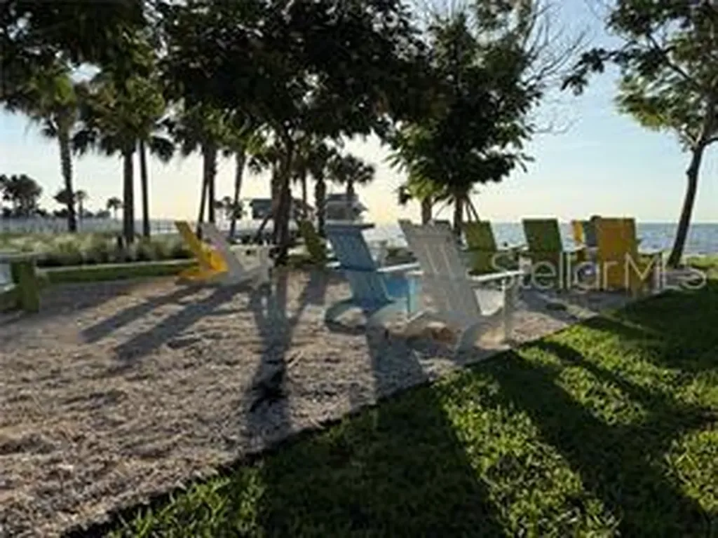 1760 Georgia Avenue NE St Petersburg FL 33703