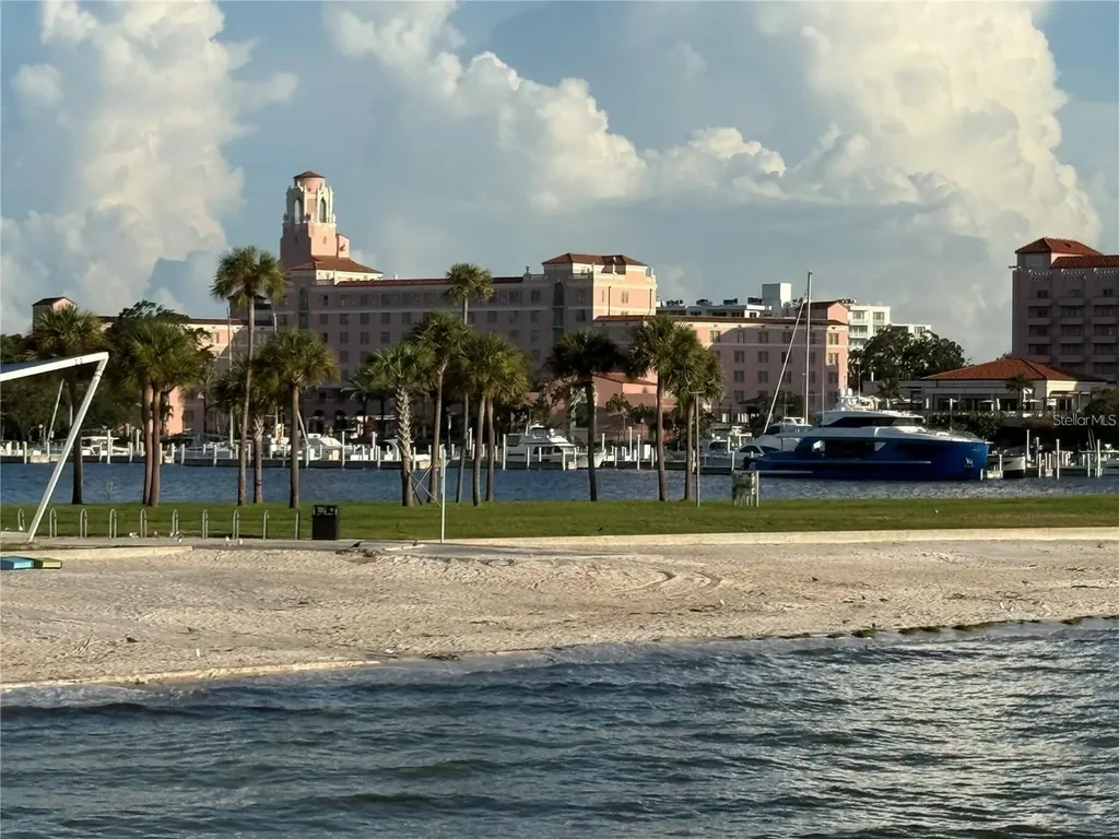 1760 Georgia Avenue NE St Petersburg FL 33703