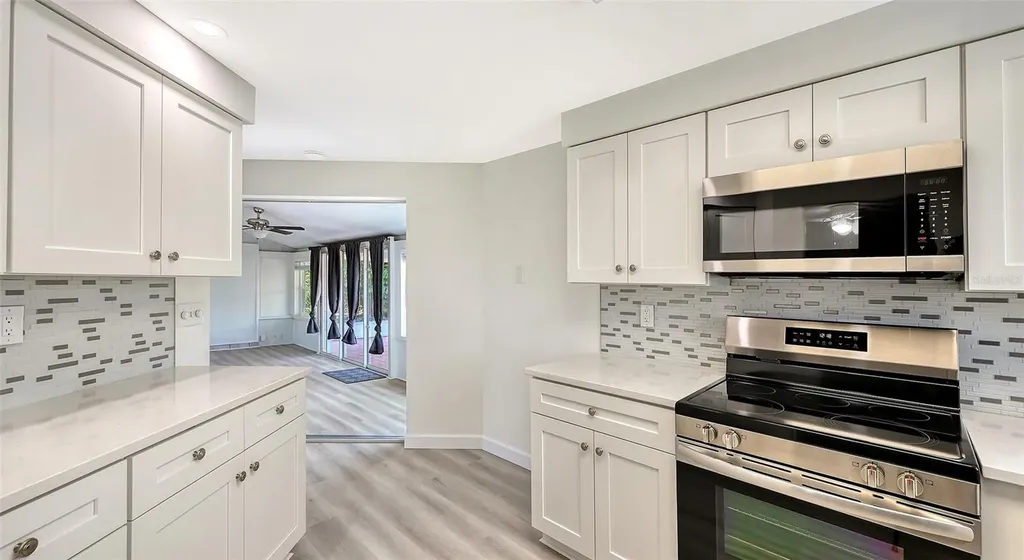2512 Post Road Sarasota FL 34231