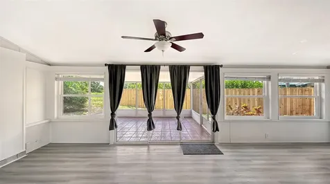 2512 Post Road Sarasota FL 34231