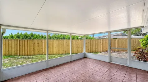 2512 Post Road Sarasota FL 34231