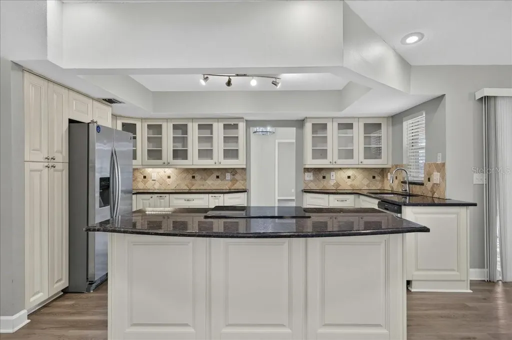 854 Christina Circle Oldsmar FL 34677