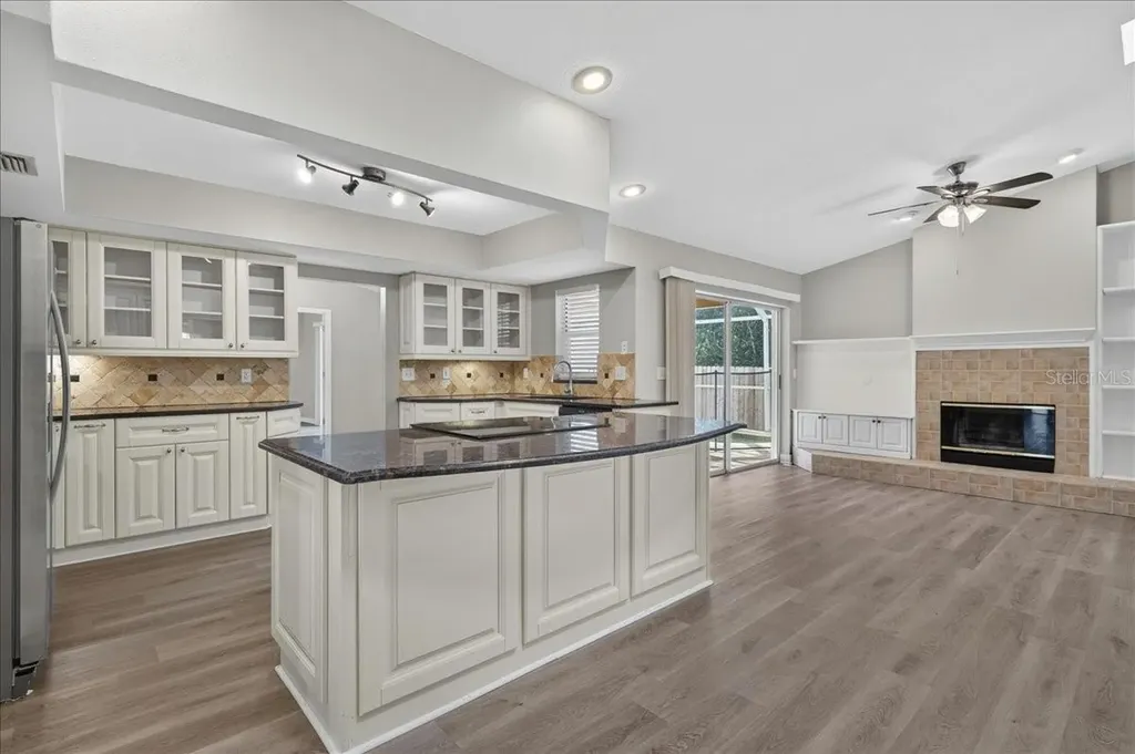 854 Christina Circle Oldsmar FL 34677