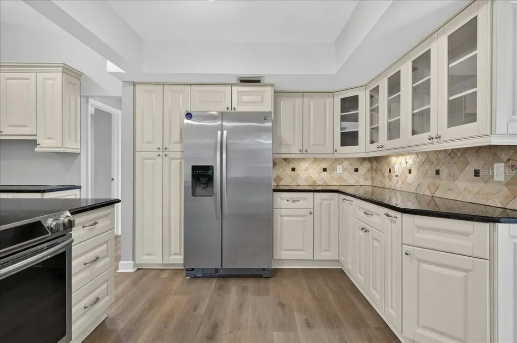 854 Christina Circle Oldsmar FL 34677