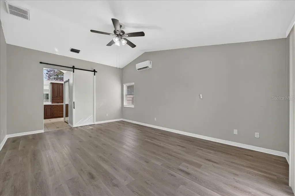 854 Christina Circle Oldsmar FL 34677