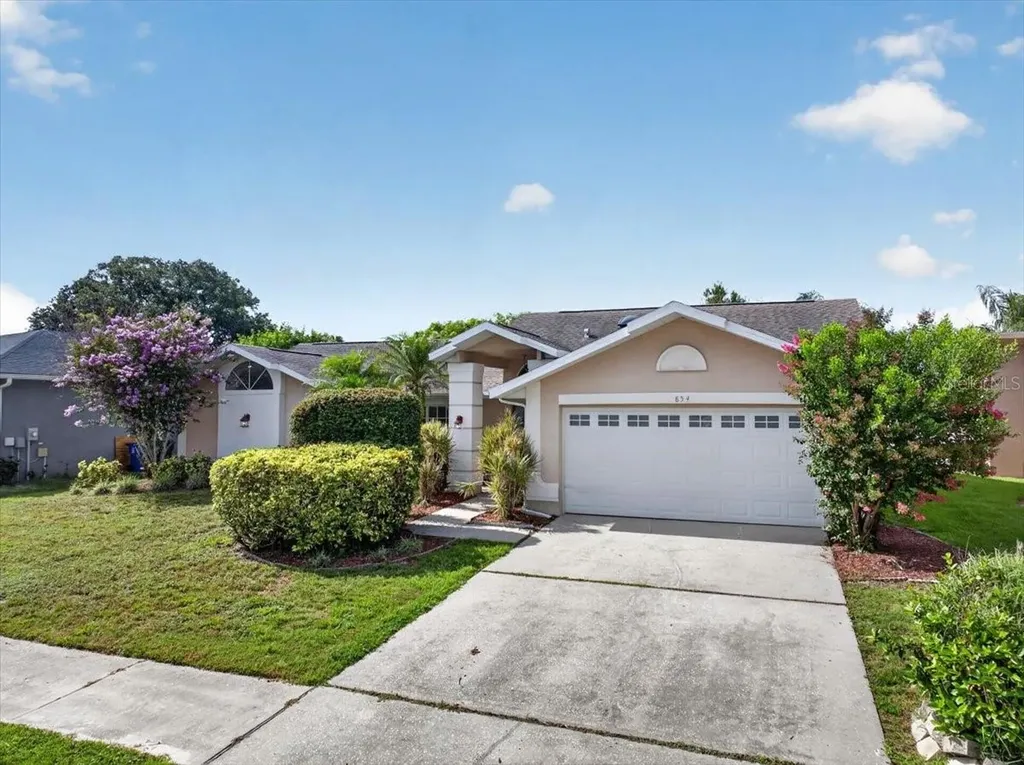 854 Christina Circle Oldsmar FL 34677