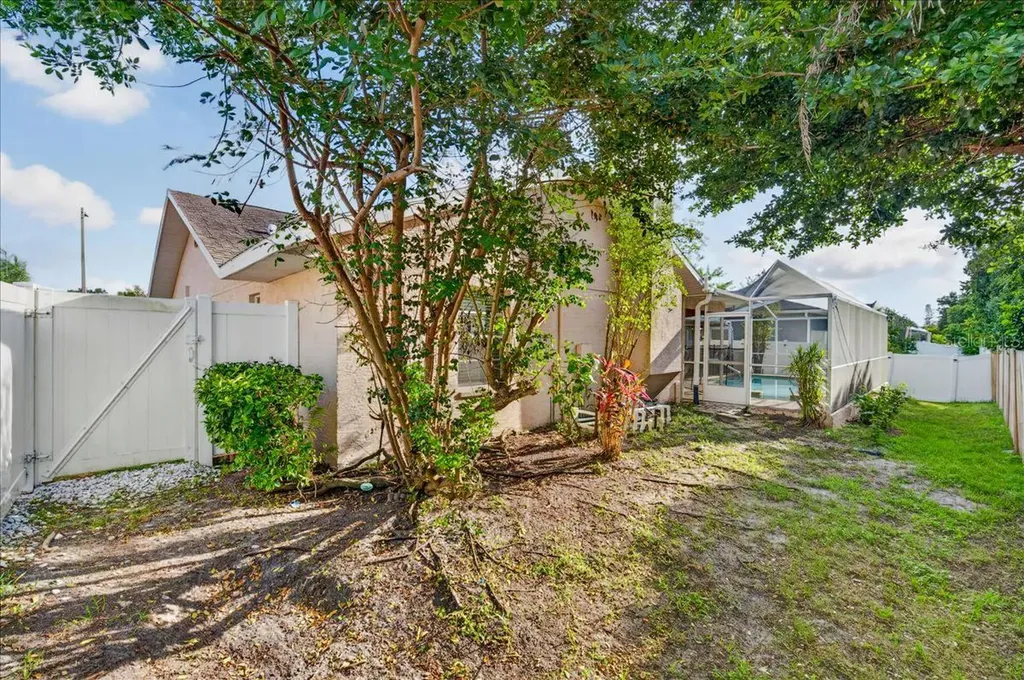 854 Christina Circle Oldsmar FL 34677