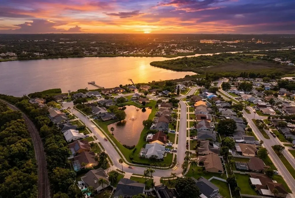 854 Christina Circle Oldsmar FL 34677