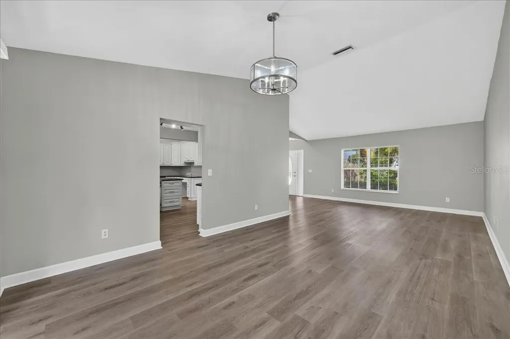 854 Christina Circle Oldsmar FL 34677