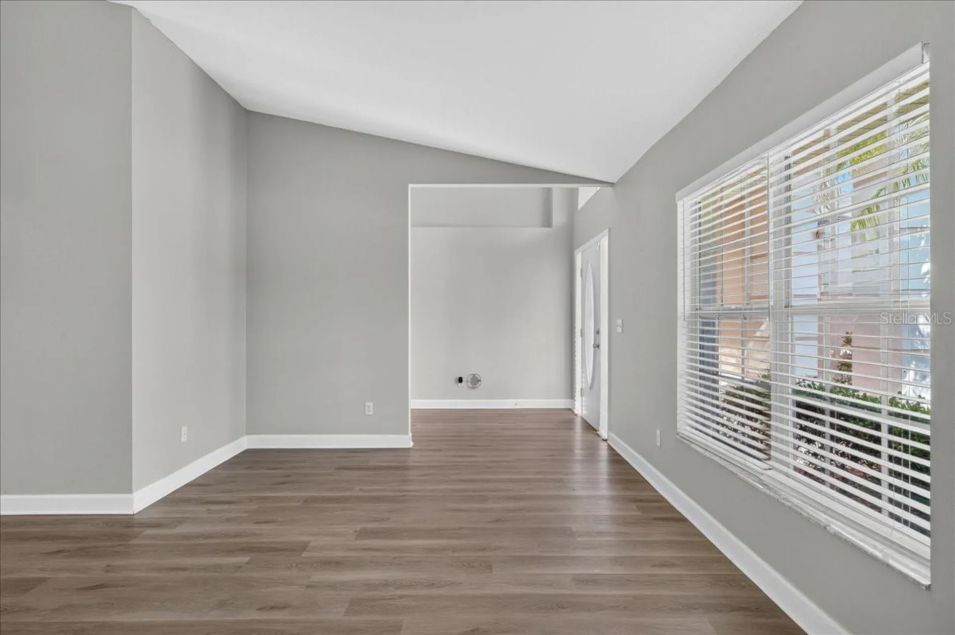 854 Christina Circle Oldsmar FL 34677