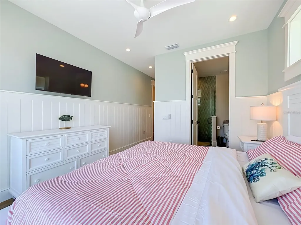 2918 Gulf Drive Bradenton Beach FL 34217