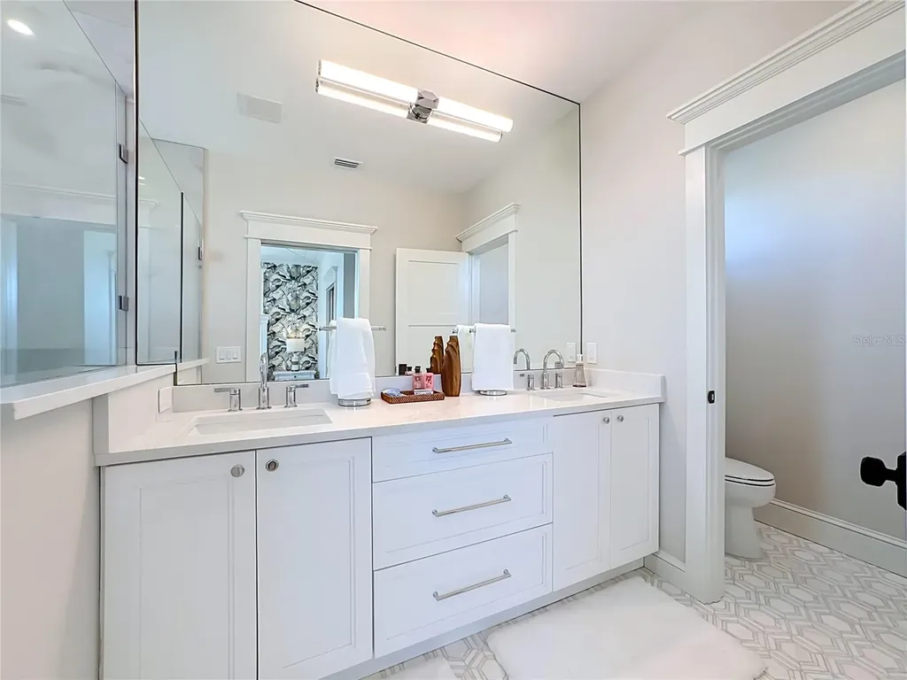 2918 Gulf Drive Bradenton Beach FL 34217